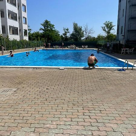 Al Mare Apartment Лидо Адриано Екстериор снимка