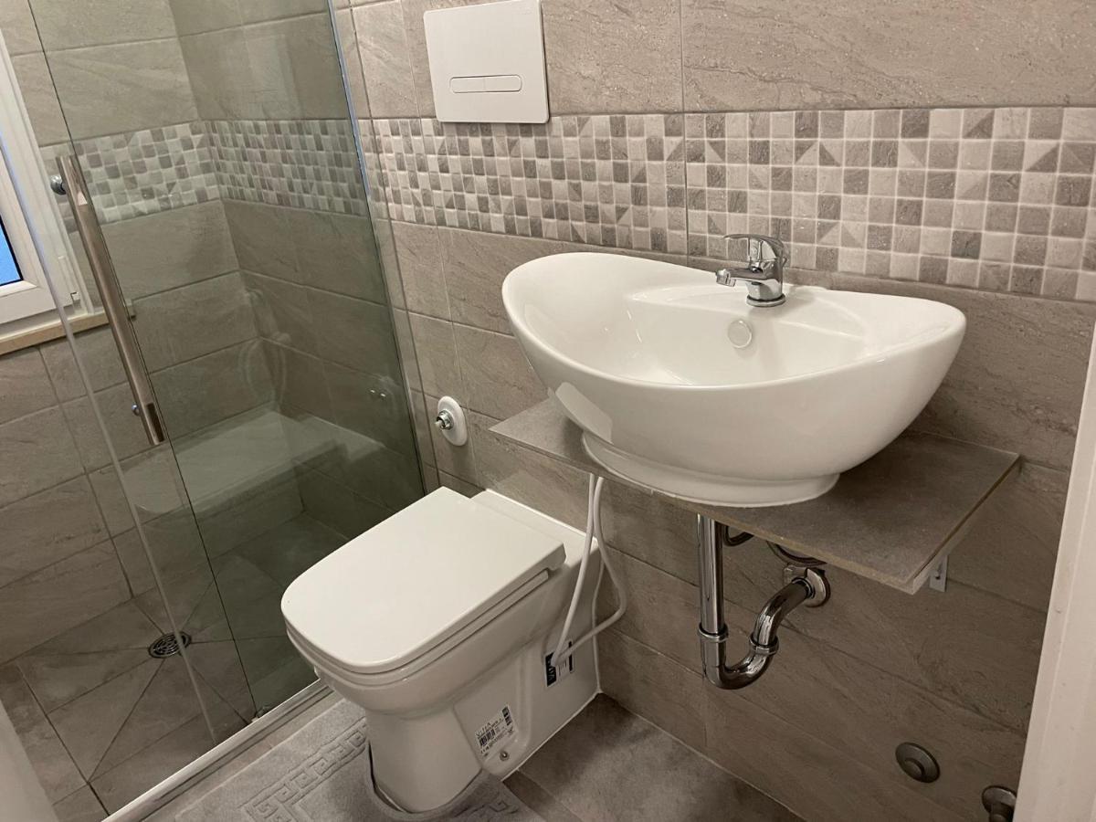 Al Mare Apartment Лидо Адриано Екстериор снимка