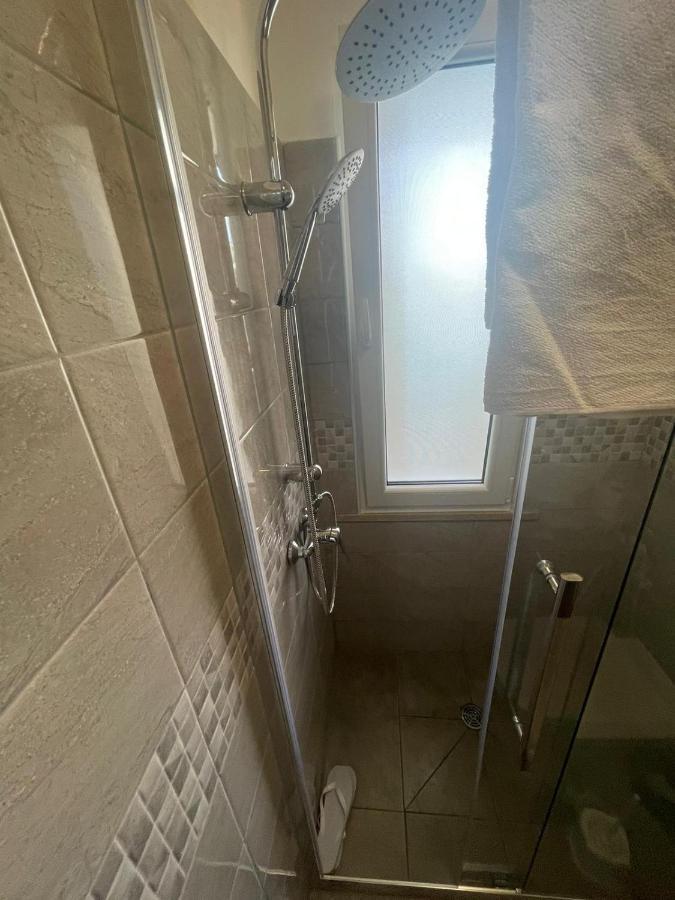 Al Mare Apartment Лидо Адриано Екстериор снимка