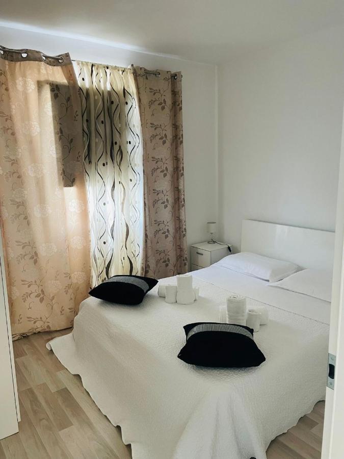Al Mare Apartment Лидо Адриано Екстериор снимка