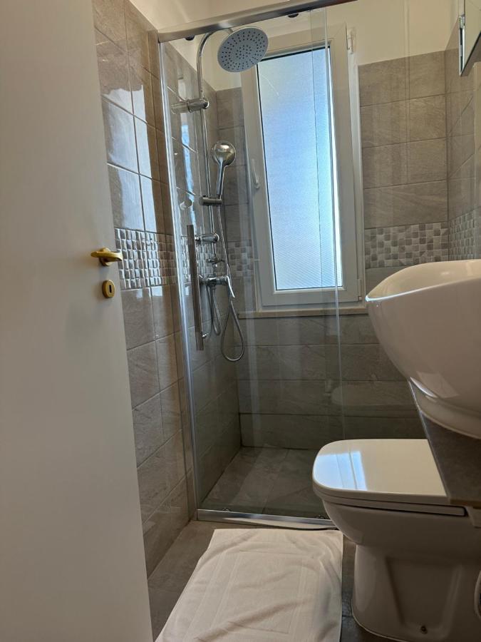 Al Mare Apartment Лидо Адриано Екстериор снимка
