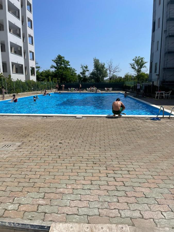 Al Mare Apartment Лидо Адриано Екстериор снимка